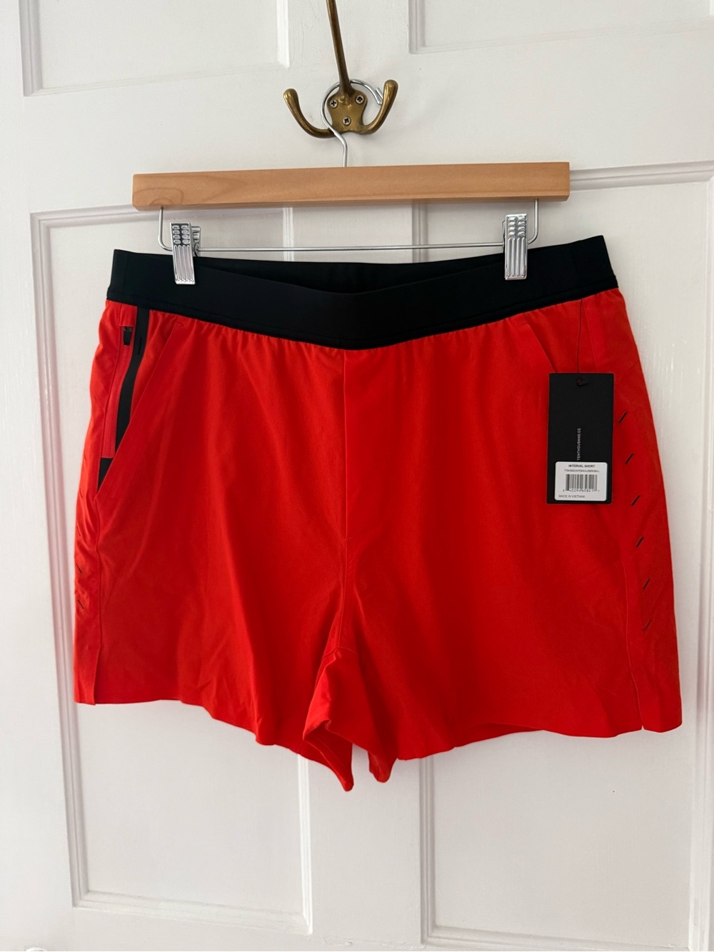 Ten Thousand Interval Shorts 5” Lined Ember Orange Red NWT Large L